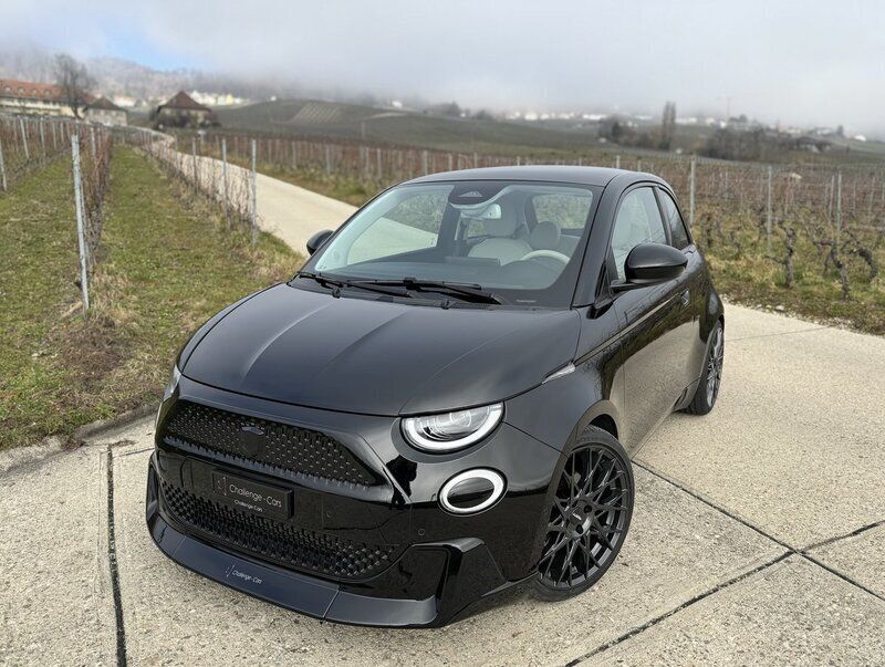 Gebraucht Fiat 500e La Prima 87 kW (119 PS) 2022 Kleinwagen