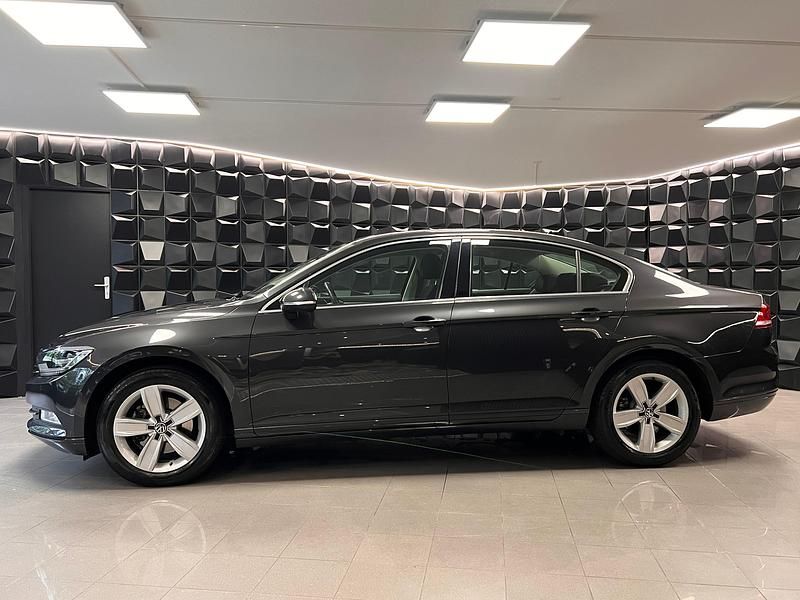 Gebraucht VW Passat Trendline 150 PS (110 kW) 2018 Kombi