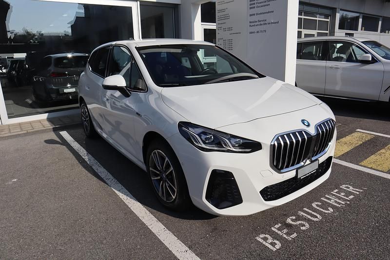 Gebraucht 2022 BMW 225 Active Tourer M Sport Van / Kleinbus | CHF 35’800 (Etwas zu teuer) - Bild 1/4