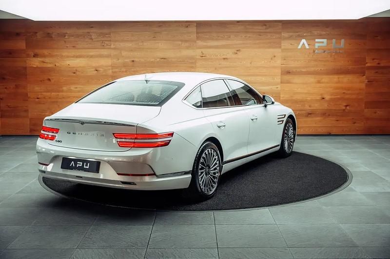 Gebraucht Genesis G80 272 kW (370 PS) 2025 Weiss Limousine