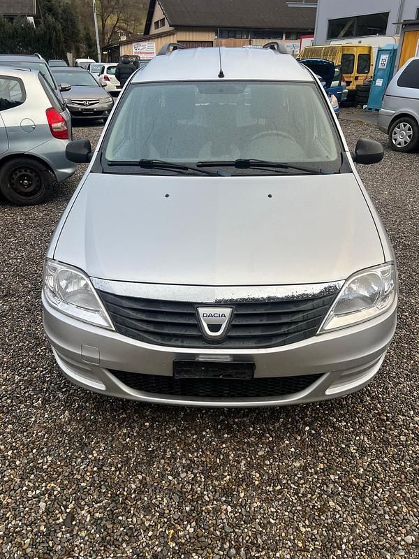 Gebraucht Dacia Logan Ambiance 68 PS (50 kW) 2010