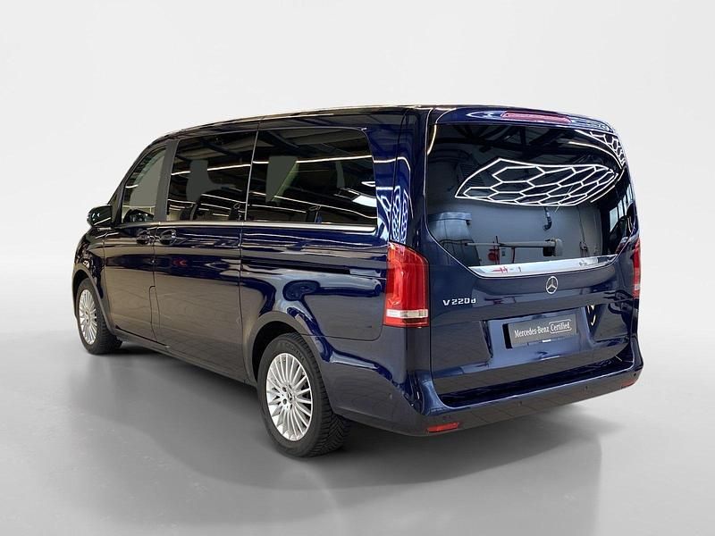 Gebraucht Mercedes V220 Avantgarde 163 PS (119 kW) 2020 Van / Kleinbus