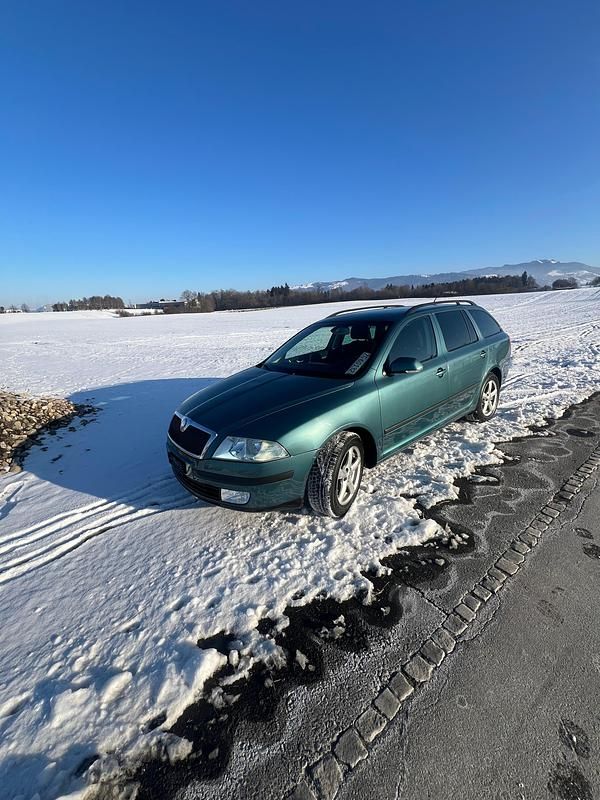 Gebraucht Skoda Octavia Ambiente 105 PS (77 kW) 2006