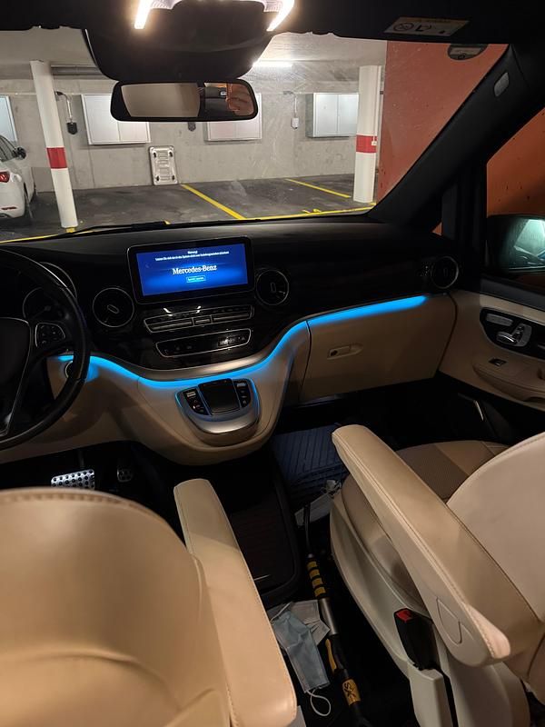 Gebraucht Mercedes V300 Edition 239 PS (175 kW) 2021 Van / Kleinbus