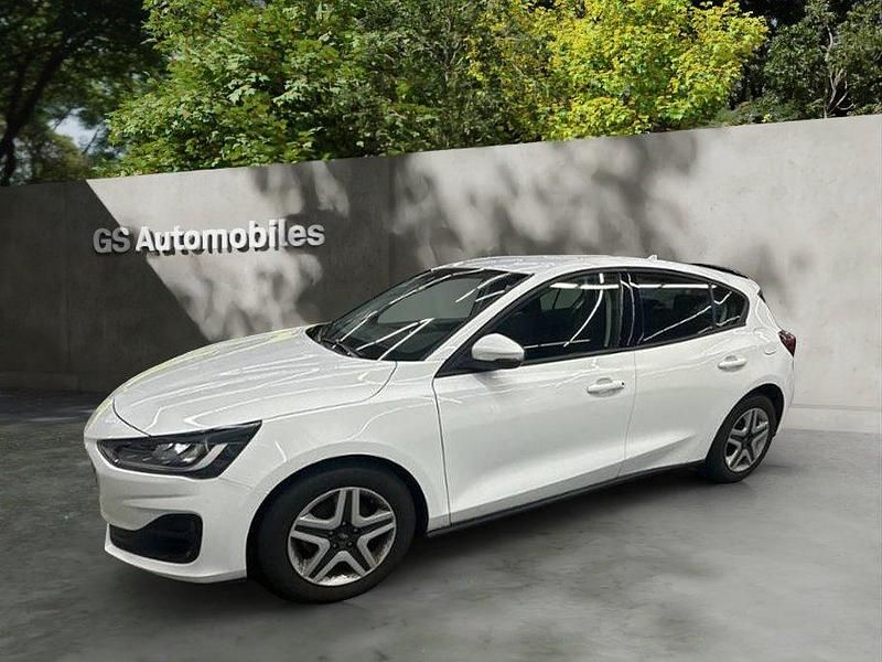 Gebraucht Ford Focus Cool & Connect 120 PS (88 kW) 2022 Limousine