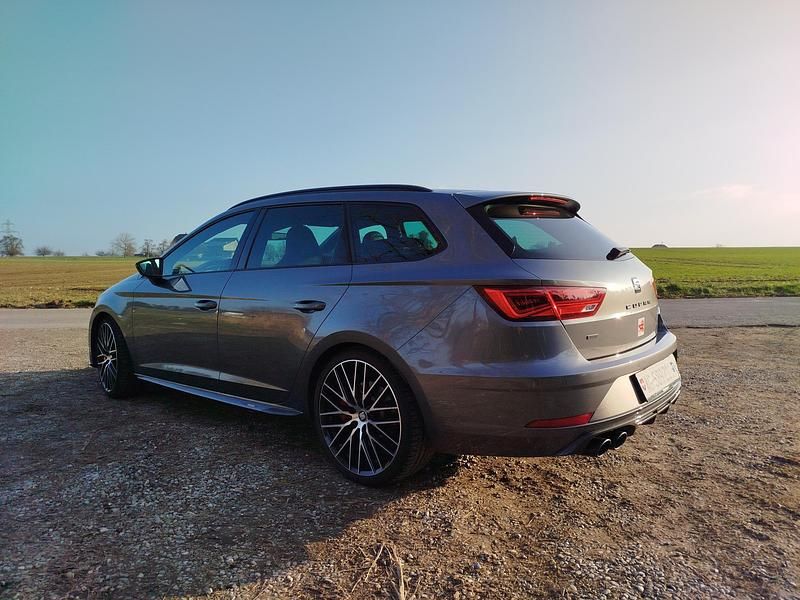 Gebraucht Seat Leon ST 4Drive 370 PS (272 kW) 2018 Kombi