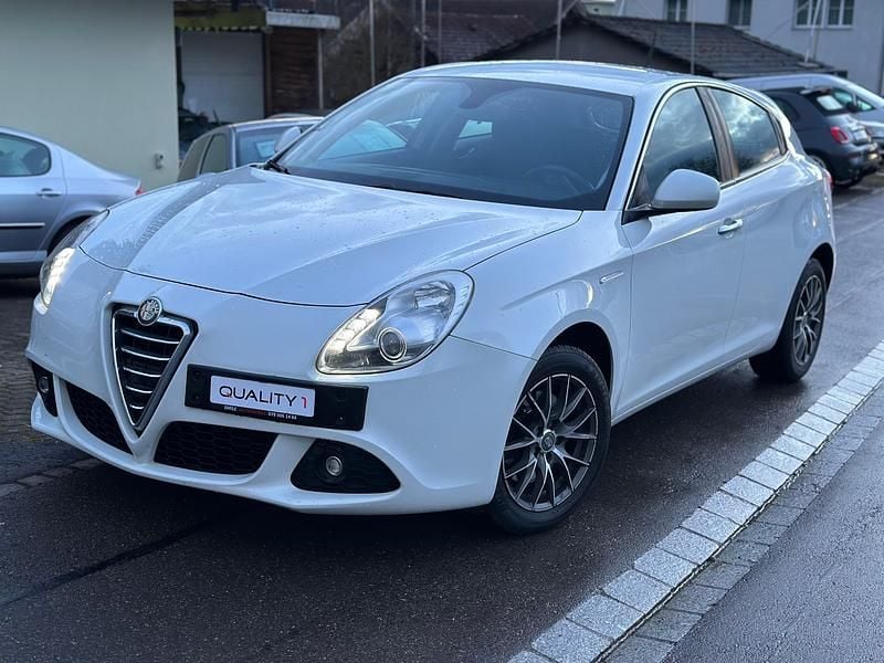 Gebraucht Alfa Romeo Giulietta Distinctive 170 PS (125 kW) 2012 Kleinwagen