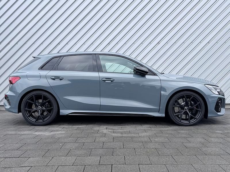 Gebraucht Audi RS3 Sportback 400 PS (294 kW) 2024 Kleinwagen