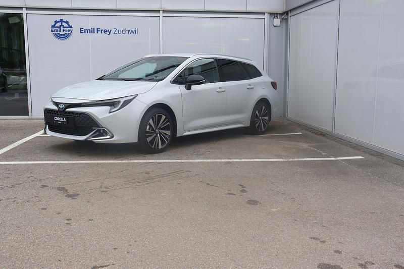 Neu Toyota Corolla Trend 178 PS (130 kW) 2025 Grau Kombi
