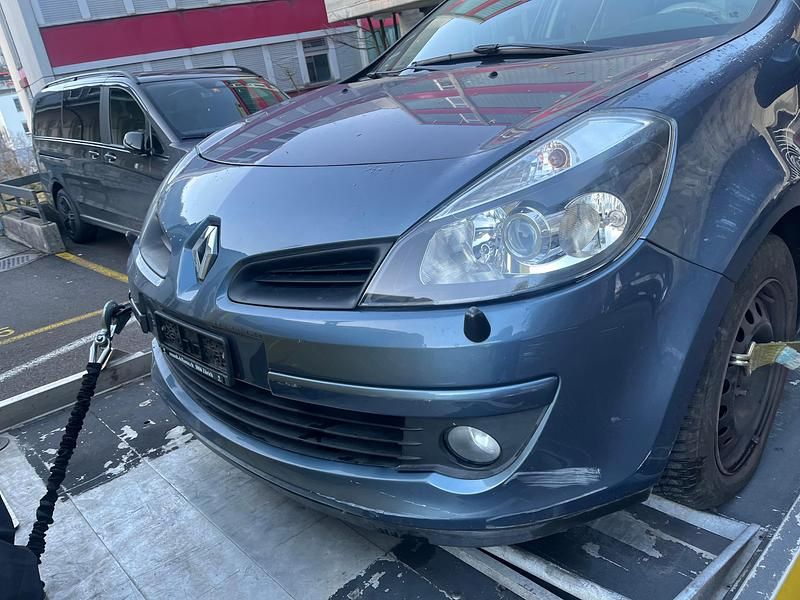 Gebraucht 2007 Renault Clio II Initiale | CHF 800 - Bild 1/4