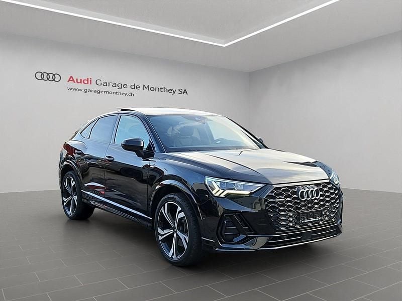 Gebraucht Audi Q3 Sportback S-Line 245 PS (180 kW) 2022 SUV
