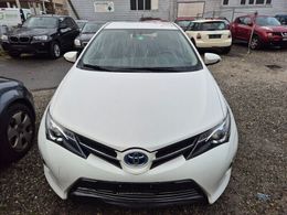 Toyota Auris Hybrid