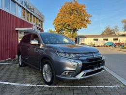 Mitsubishi Outlander P-HEV