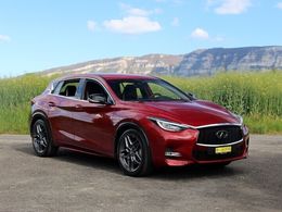 Infiniti Q30