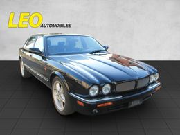 Jaguar XJR