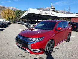 Mitsubishi Outlander P-HEV