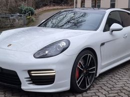 Porsche Panamera GTS