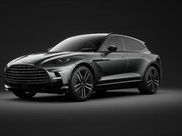 Aston Martin DBX 707