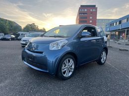 Toyota iQ