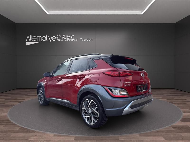 Gebraucht Hyundai Kona 141 PS (103 kW) 2022 Rot SUV