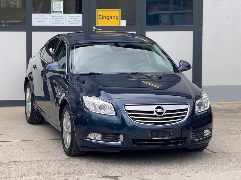 Gebraucht Opel Insignia Edition 220 PS (161 kW) 2012 Limousine
