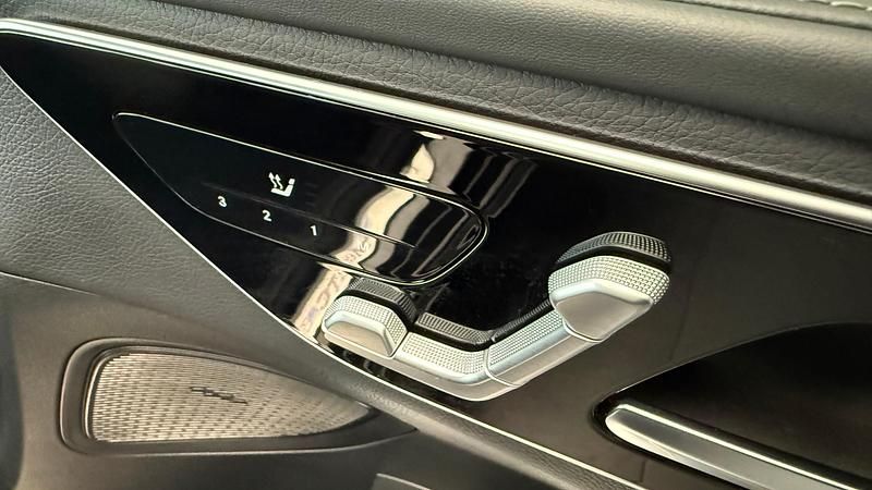 Gebraucht Mercedes C200 AMG line 227 PS (166 kW) 2021 Kombi