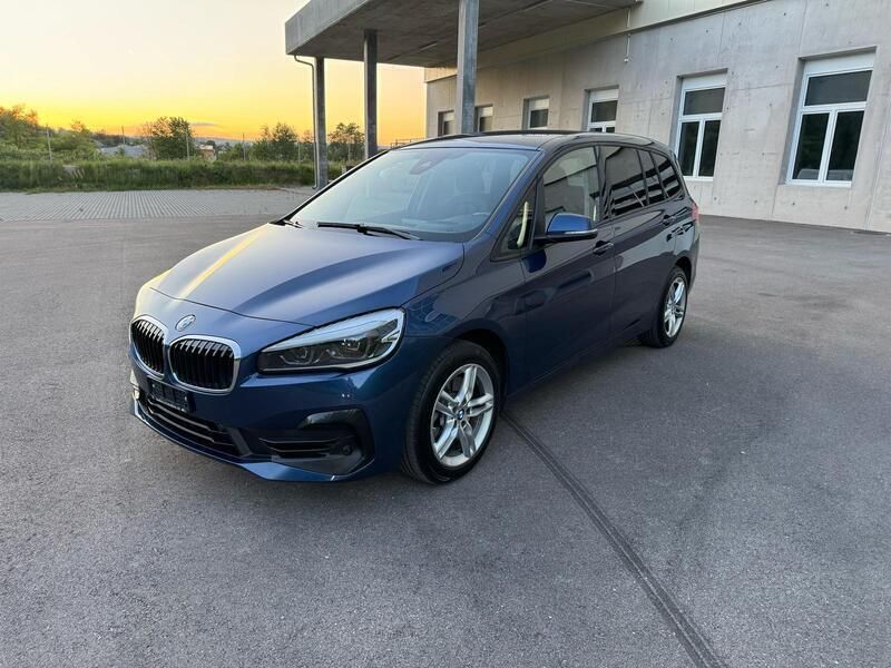 Gebraucht 2022 BMW 218 Gran Tourer Luxury Line Van / Kleinbus | CHF 11’900 (Fairer Preis) - Bild 1/4