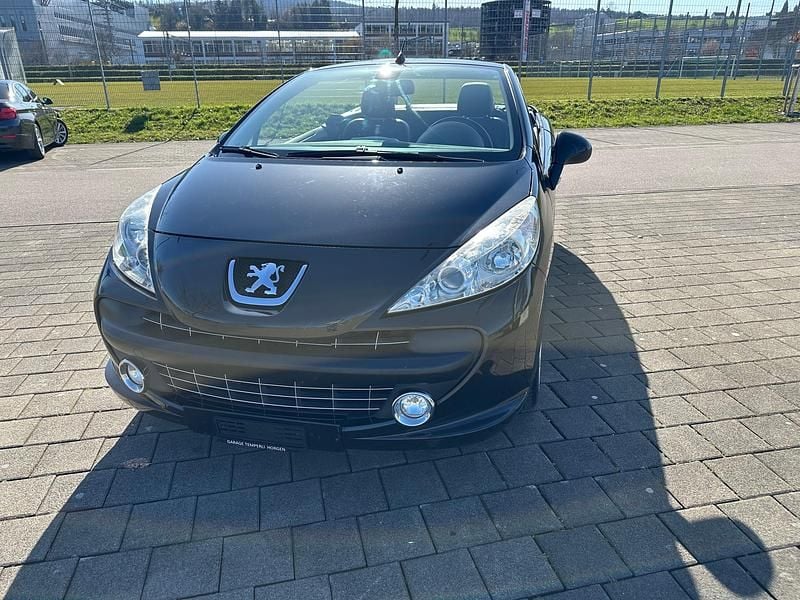 Gebraucht Peugeot 207 CC Roland Garros 150 PS (110 kW) 2010 Cabrio