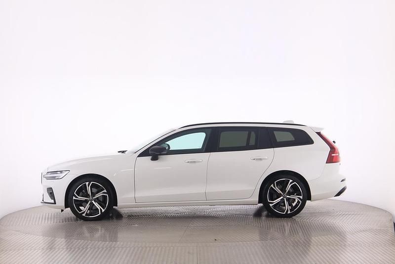 Gebraucht Volvo V60 Plus 211 PS (155 kW) 2023 Anthrazit Kombi