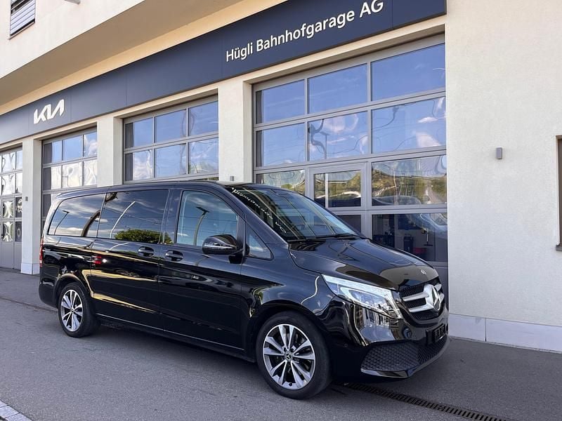 Schwarz Gebraucht 2020 Mercedes V220 Van / Kleinbus | CHF 39’990 (Guter Preis) - Bild 1/4