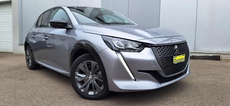 Gebraucht 2022 Peugeot e-208 Allure Kleinwagen | CHF 18’900 (Etwas zu teuer) - Bild 1/4