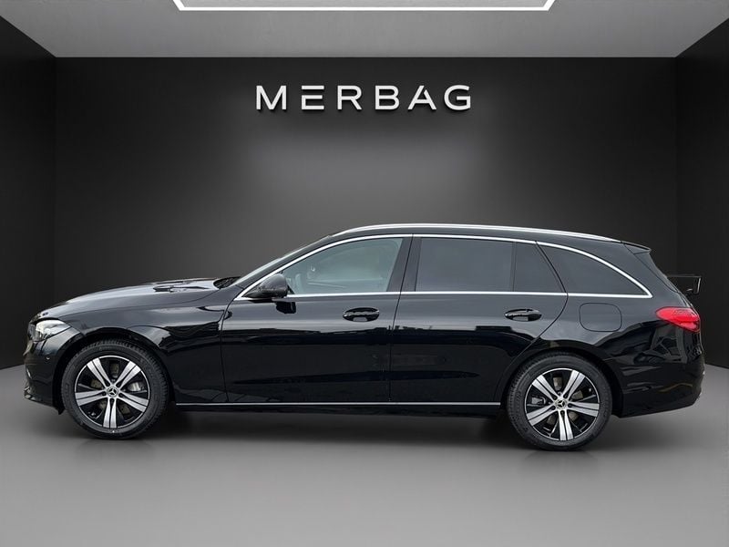 Gebraucht Mercedes C300e Avantgarde 197 PS (144 kW) 2024 Schwarz Kombi