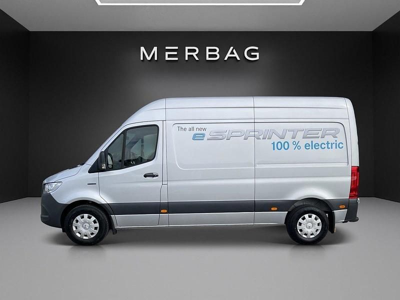 Gebraucht Mercedes E-Sprinter 84 kW (115 PS) 2022 Van
