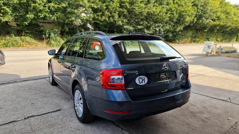 Gebraucht Skoda Octavia Ambition 150 PS (110 kW) 2017 Grau Kombi
