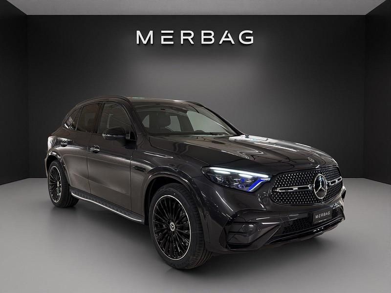 Grau Neu 2025 Mercedes GLC200 SUV | CHF 91’500 - Bild 1/4