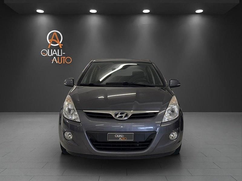 Gebraucht Hyundai i20 Style 90 PS (66 kW) 2011 Kleinwagen