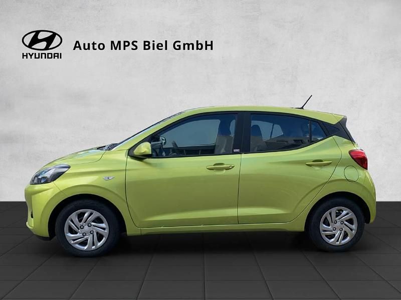 Neu Hyundai i10 63 PS (46 kW) 2025 Gelb Kleinwagen