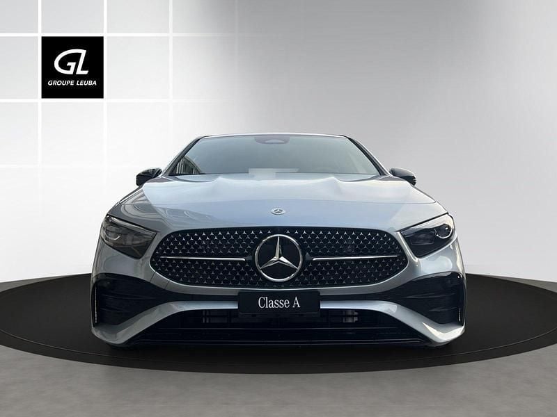 Gebraucht Mercedes A220 190 PS (139 kW) 2025 Grau Limousine