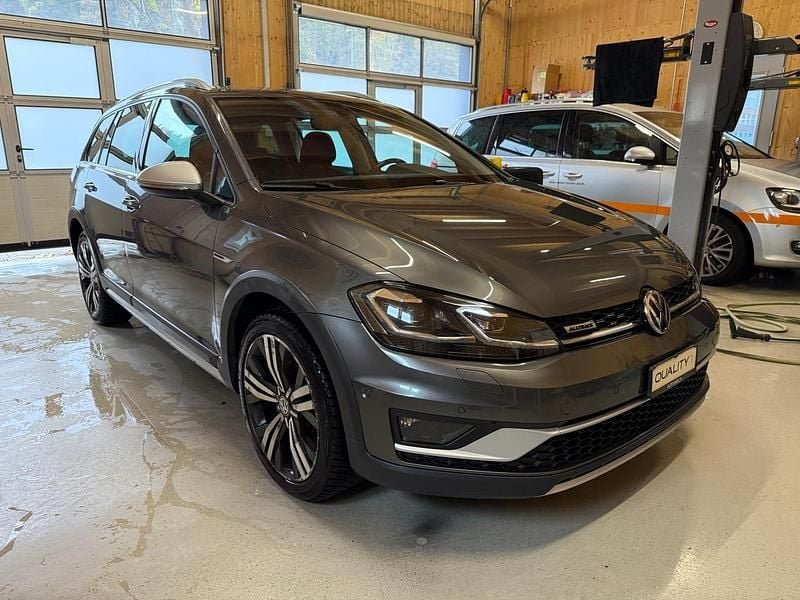 Gebraucht VW Golf Alltrack 184 PS (135 kW) 2017 Kombi