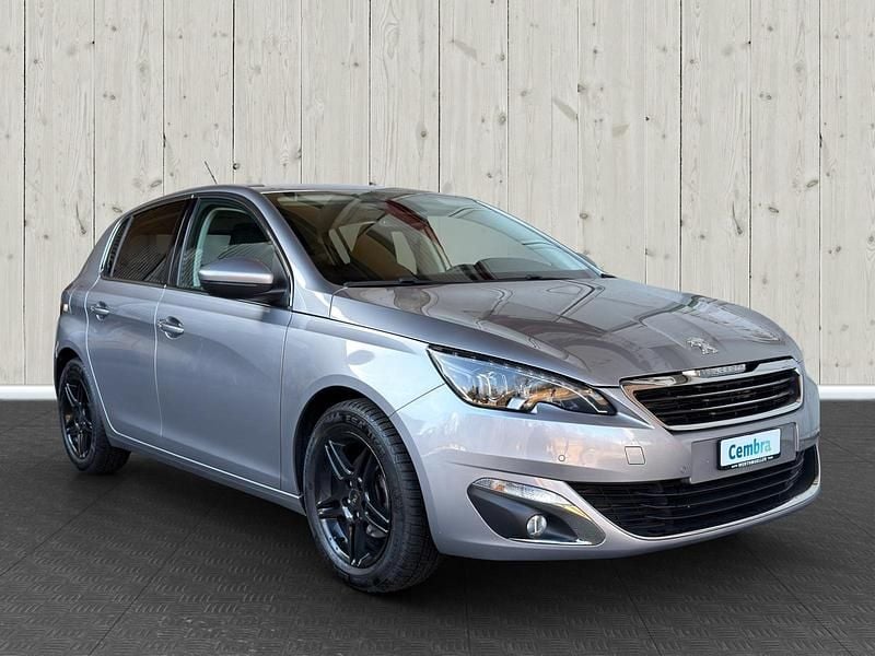Gebraucht Peugeot 308 Access 125 PS (91 kW) 2014