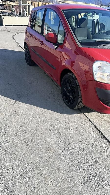 Gebraucht Renault Modus Authentique 75 PS (55 kW) 2010 Van / Kleinbus