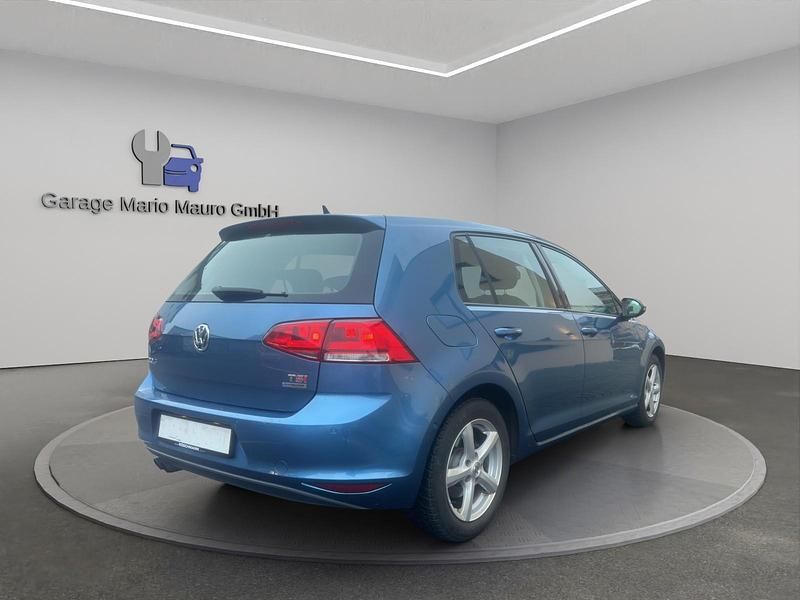 Gebraucht VW Golf VII Highline 140 PS (102 kW) 2013 Limousine