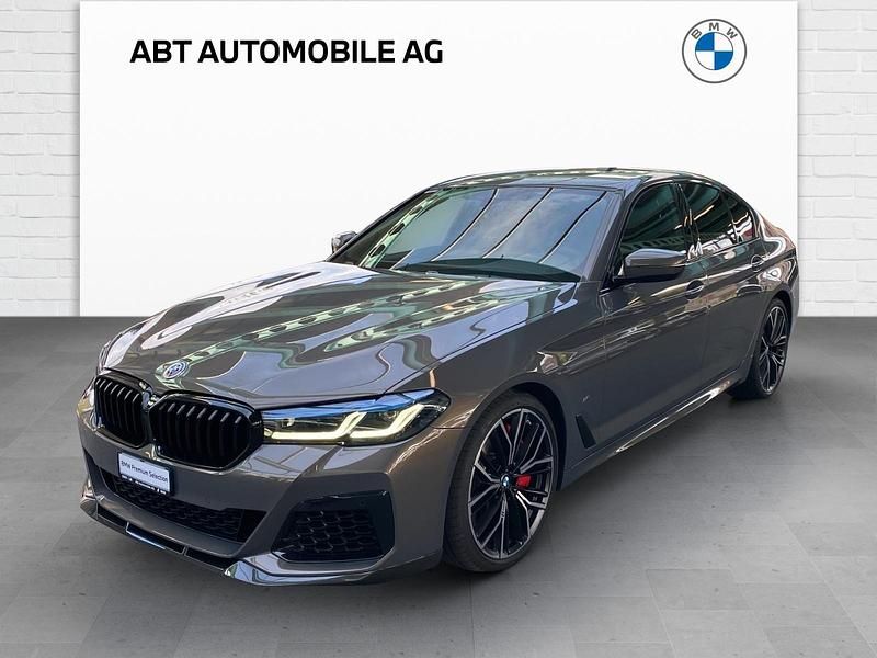 Gebraucht BMW M550 Shadowline 530 PS (389 kW) 2023 Grau Limousine