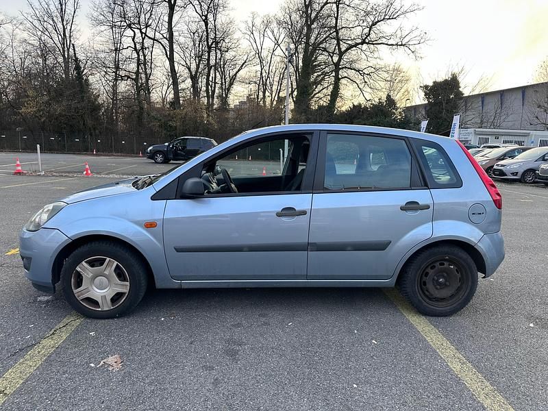 Gebraucht Ford Fiesta Ghia 68 PS (50 kW) 2006 Kleinwagen