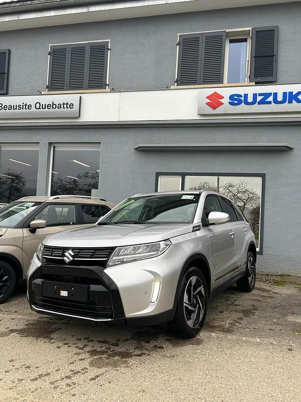 Gebraucht Suzuki Vitara 116 PS (85 kW) 2024 SUV