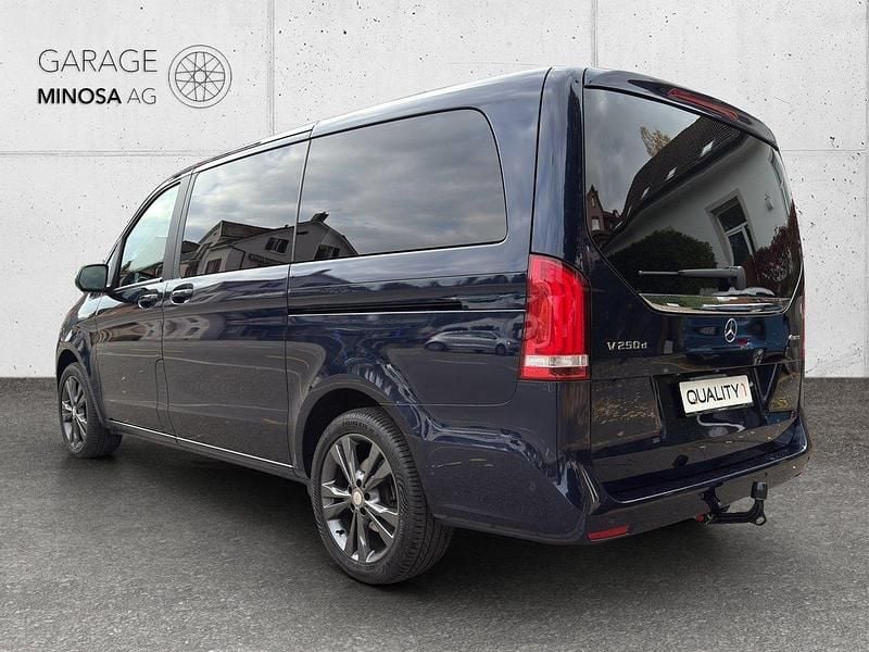 Gebraucht Mercedes V250 190 PS (139 kW) 2017 Van / Kleinbus