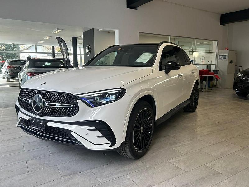 Gebraucht Mercedes GLC300e 313 PS (230 kW) 2025 SUV