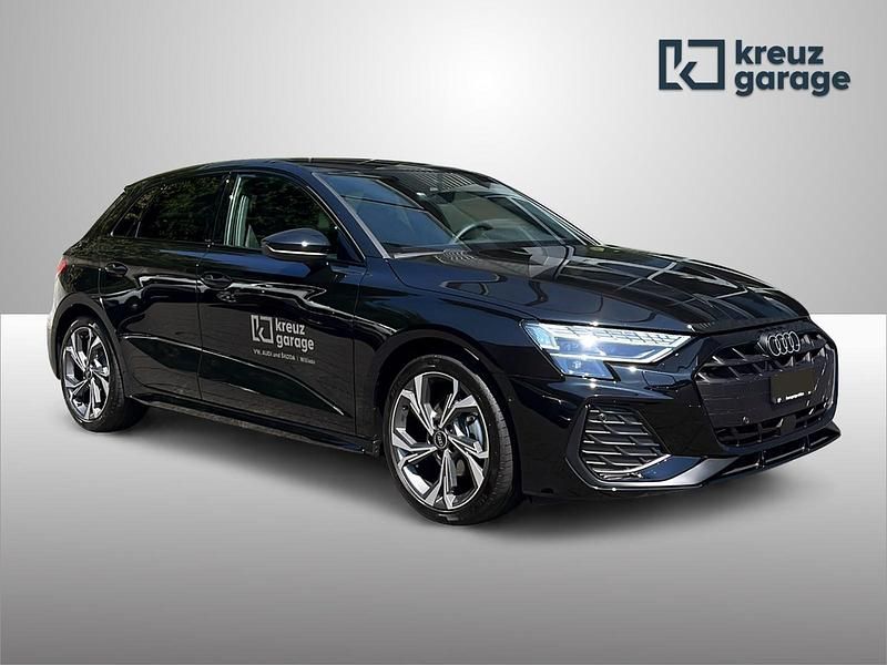 Schwarz Gebraucht 2024 Audi A3 Attraction Limousine | CHF 39’000 - Bild 1/4