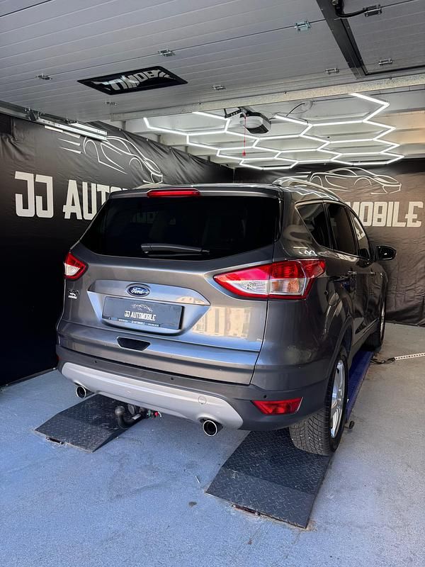 Gebraucht Ford Kuga Titanium 140 PS (102 kW) 2013 SUV