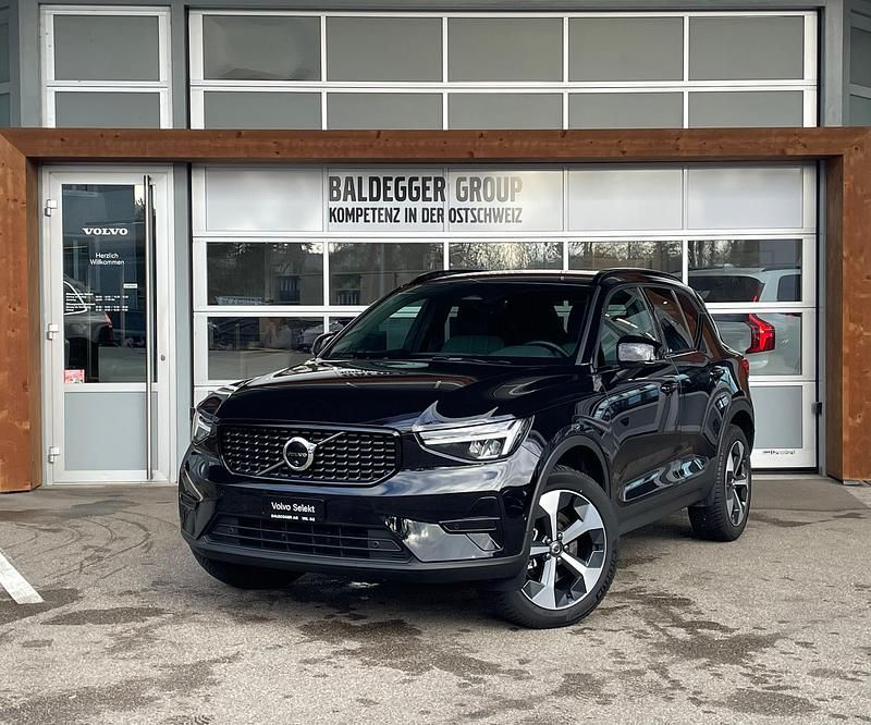 Gebraucht 2025 Volvo XC40 Plus SUV | CHF 41’350 (Etwas zu teuer) - Bild 1/4